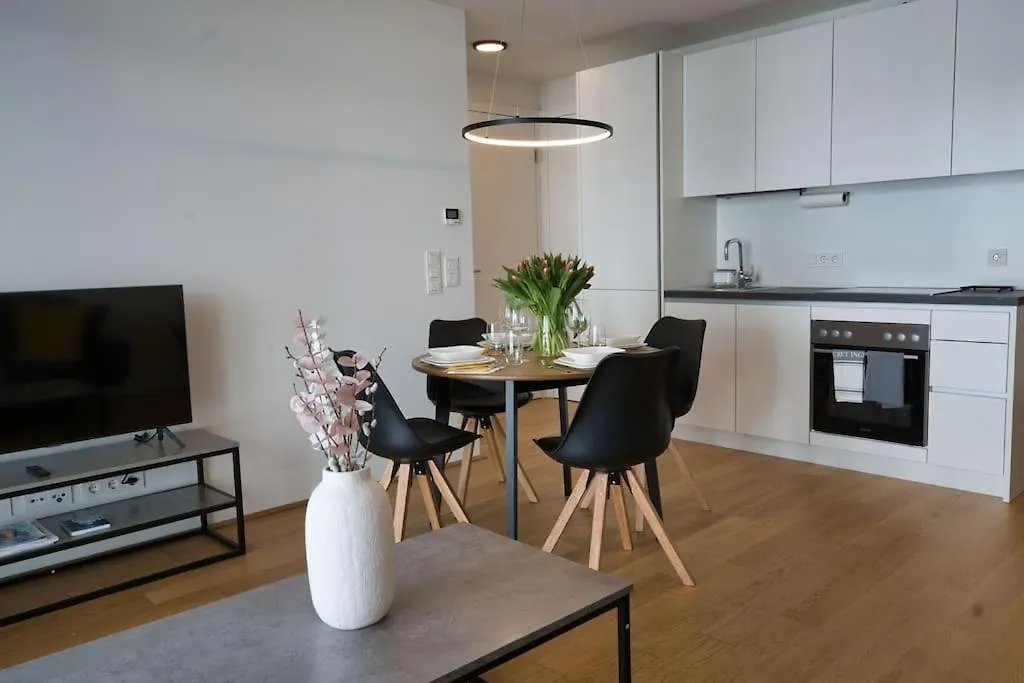Modern Apartment Near Stadtpark Vienna Austria