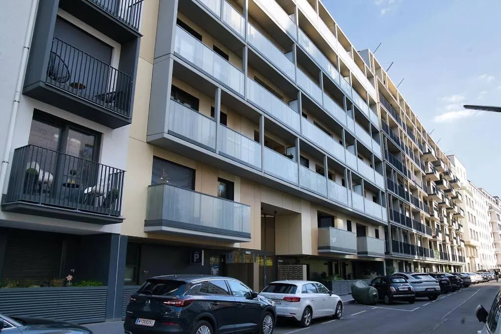 Modern Apartment Near Stadtpark Vienna 0*,