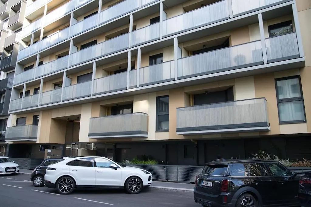 Modern Apartment Near Stadtpark Vienna