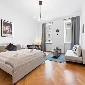  Appartamento Cozy In 16th District