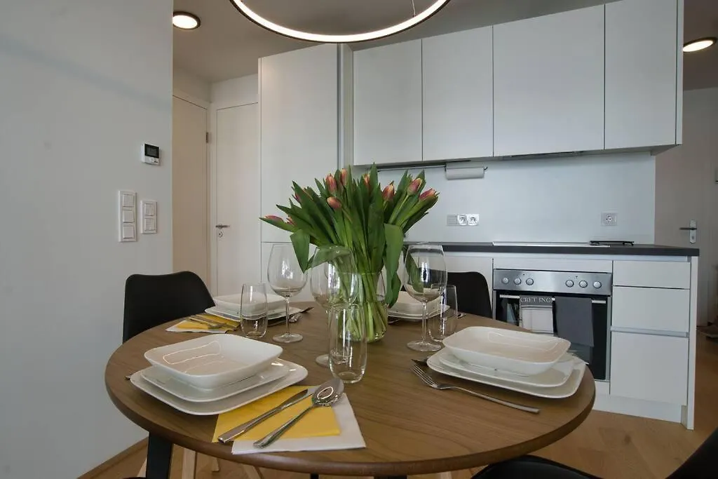 Modern Apartment Near Stadtpark Vienna Austria